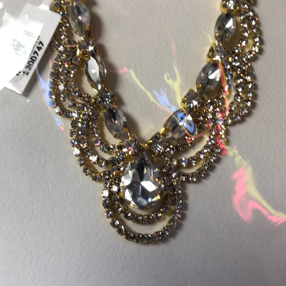 Beautiful set - Picture 2 of 3